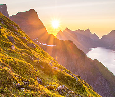 Austria, Tyrol, Nockspitze at sunrise