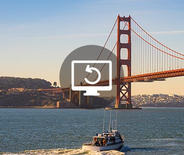 Golden gate bridge boat San Francisco