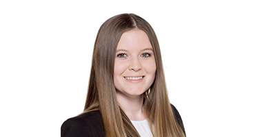 Headshot of Julia Cobb