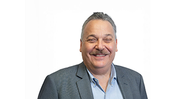 Headshot of  Eric Liebross